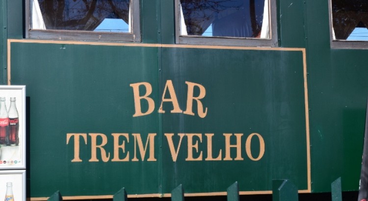 Old Train Bar- Trem Velho