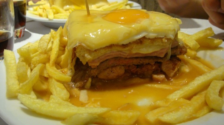 Francesinha – Only in Oporto Francesinha – Only in Oporto