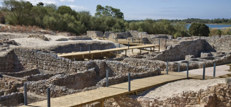 The Roman Ruins of Troia in Setúbal Region The Roman Ruins of Troia in Setúbal Region