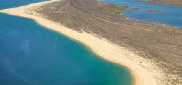 Desert Island or Barreta Beach in Algarve Desert Island or Barreta Beach in Algarve